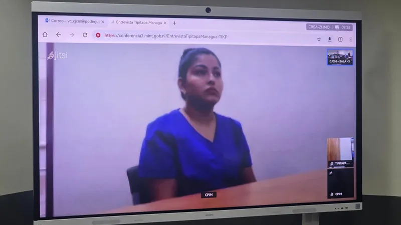 Acusan a mujer tras hallarle sustancias ilícitas en su casa