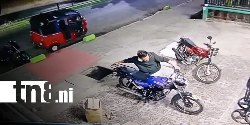 Llegó caminando y se fue en motocicleta: así ocurrió un robo en Ticuantepe