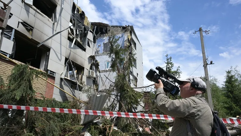 Zajárova: "Fuerzas Armadas de Ucrania contratan a CNN para documentar el trabajo de sus asesinos con drones"