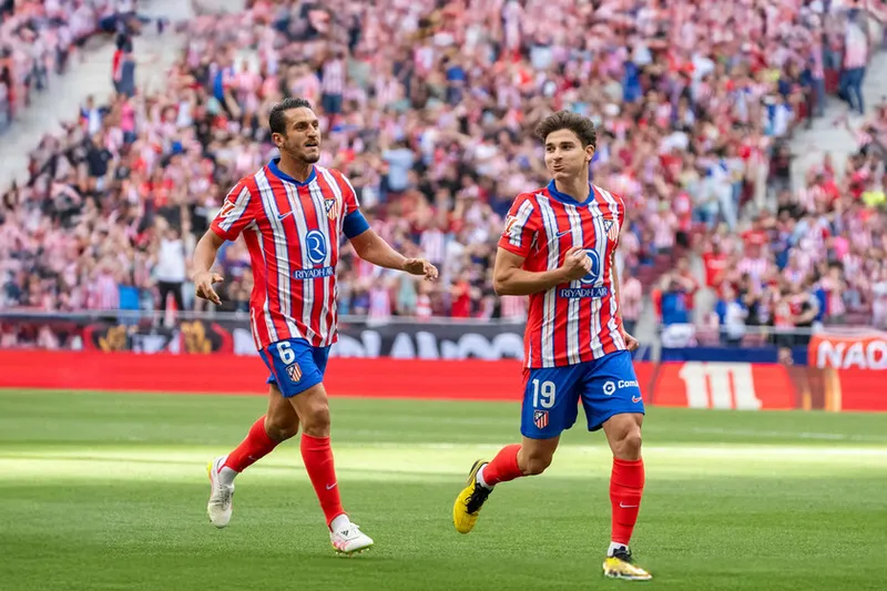 Después de probar Movistar Plus, Orange TV libre y DAZN, tengo claro cuál es la mejor plataforma para ver fútbol