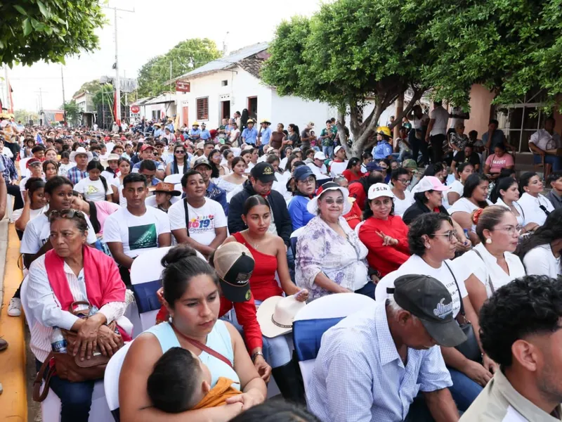Galería Fotográfica: “Hay Patria” en Tola