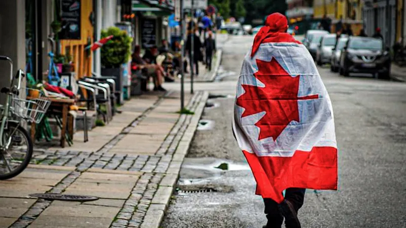 Proponen eliminar nombre de Trump de una avenida en Canadá