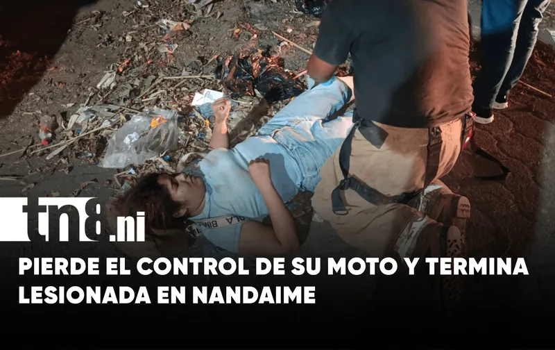 ¡Se llevó el susto de su vida! Joven motociclista termina lesionada en Nandaime