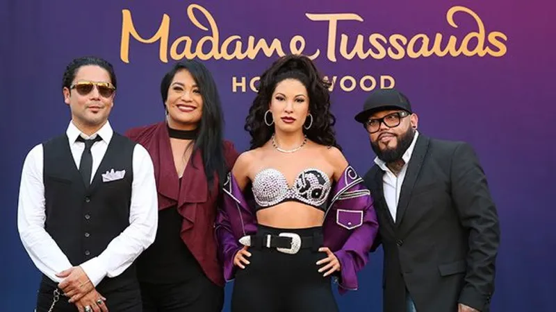 A.B. Quintanilla demanda a Suzette: Hermanos de Selena en pleito legal por millones de dólares