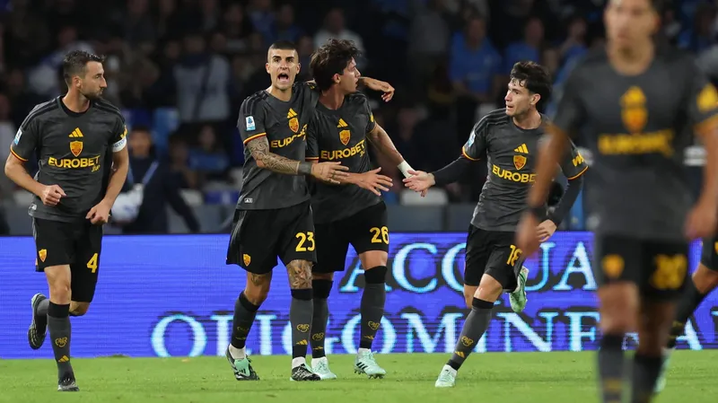 Roma remontó ante Napoli y mantuvo el invicto en la Serie A