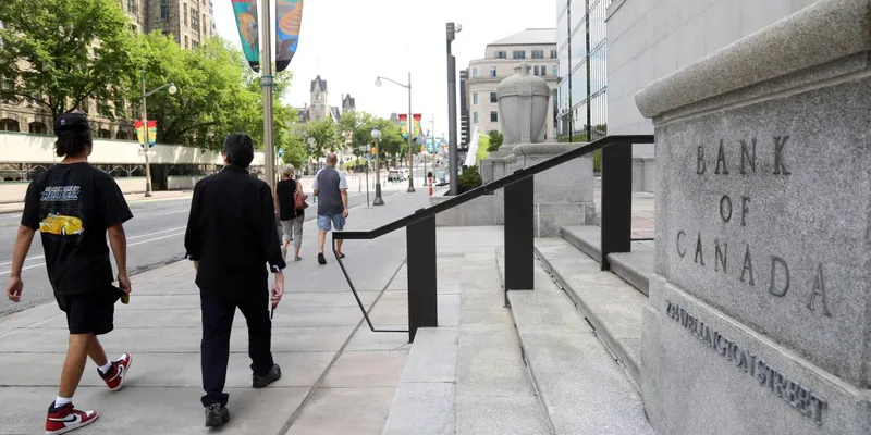 El PMI de servicios de Canadá repunta ligeramente