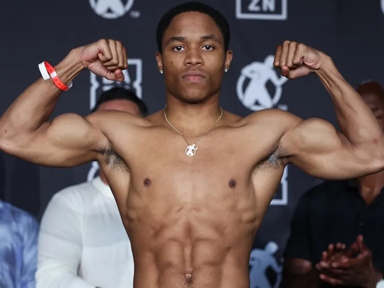 La AMB ordena subasta Floyd Schofield vs. Lucas Bahdi