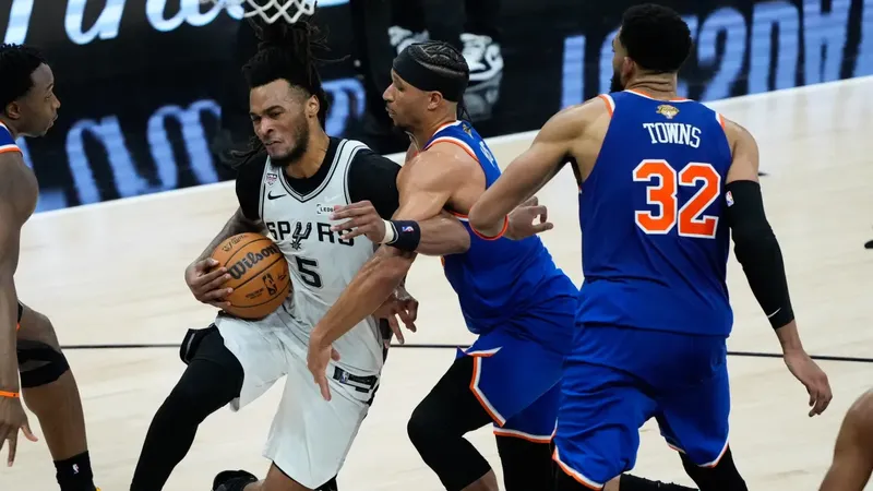 Orgullo hispano: Karl-Anthony Towns y José Alvarado dejan huella en el campeonato que devolvió la gloria a Nueva York