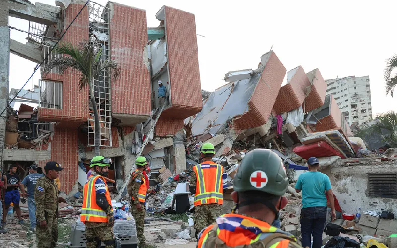 Venezuela eleva a 1.450 la cifra de muertos por los devastadores terremotos