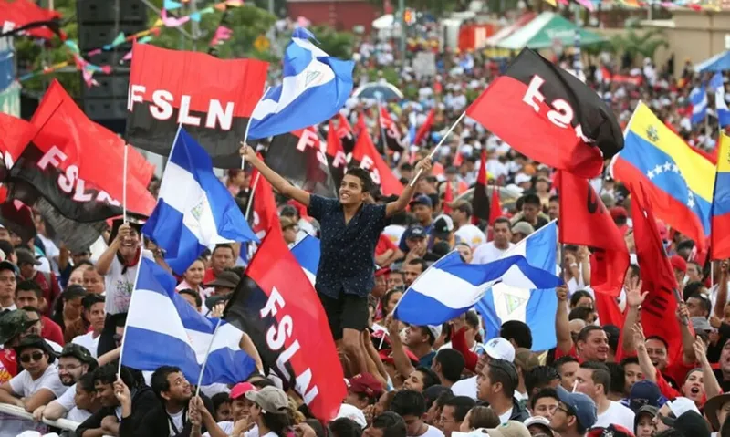 Cra. Rosario: “Nicaragua camina y sólo se arrodilla ante Dios”