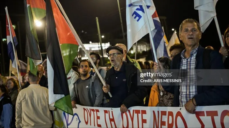 En Fotos: miles protestan en Atenas contra la visita de Marco Rubio