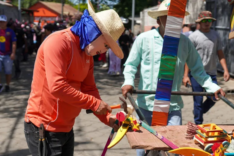 Toro Venado de Monimbó llena de color y picardía las calles de Masaya