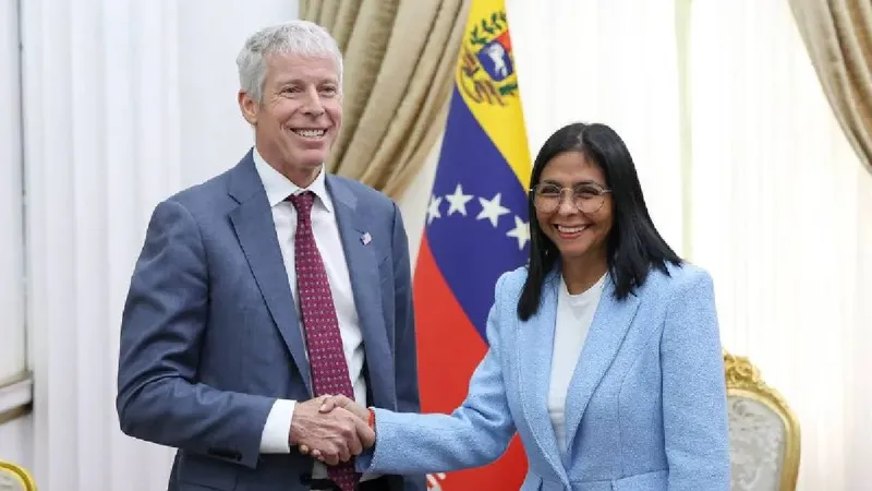 Chris Wright aterriza en Caracas para formalizar expansión de Chevron en la Faja
