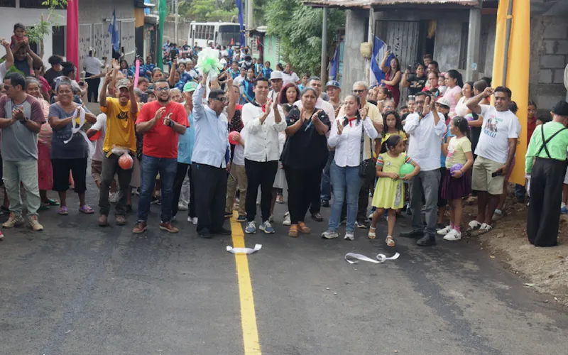 Programa Calles para el Pueblo lleva alegría y progreso al barrio Luis Alfonso Velásquez Flores