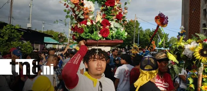 Santo Domingo regresa a Las Sierritas acompañado por miles