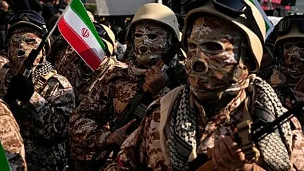 Irán asegura estar listo para resistir cualquier agresión en tierra, mar y aire