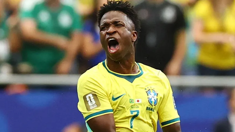 Vinícius rompe el silencio tras uno de los peores mundiales de Brasil