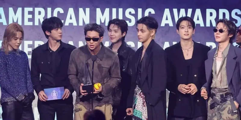 BTS vuelve imparable: “Artista del Año” en los AMAs 2026