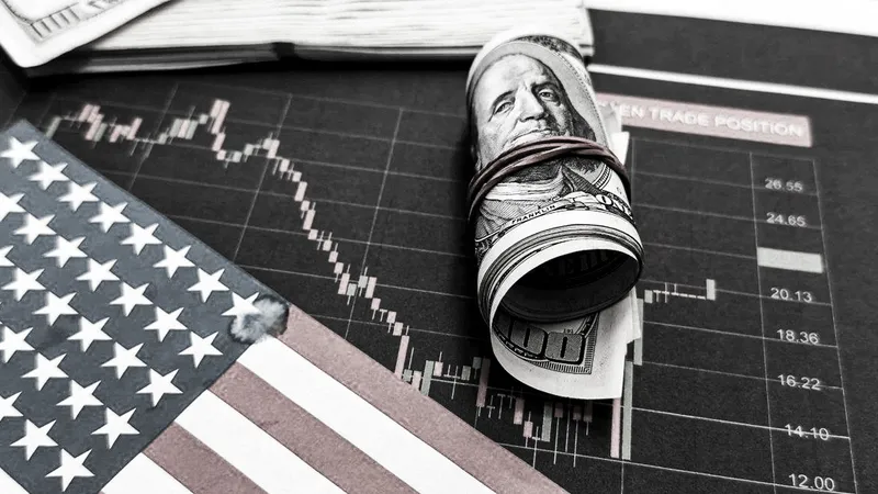 Inflación golpea a Estados Unidos: precios de la gasolina se disparan un 34 %