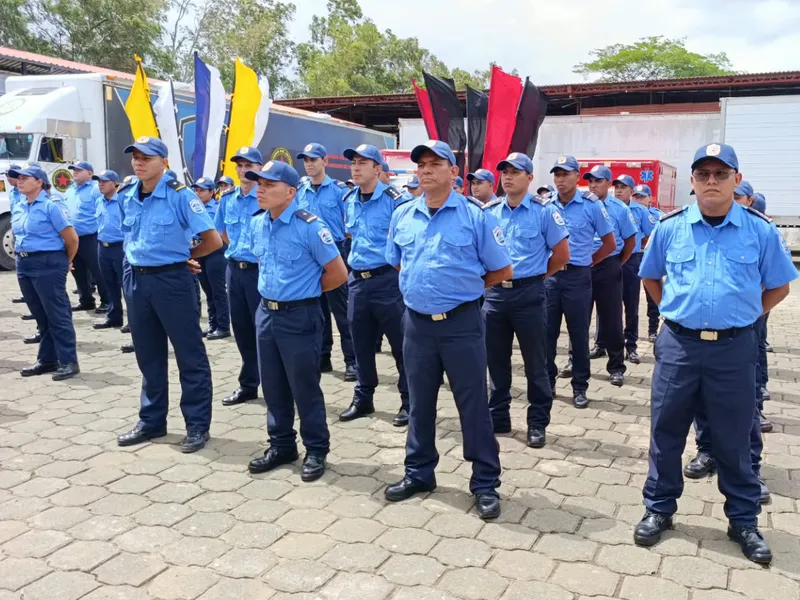Bomberos de Nicaragua se fortalecen en las prevención de incendios