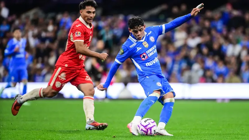 La revolución táctica de Joel Huiqui en Cruz Azul para golear a FC Juárez: 5-0