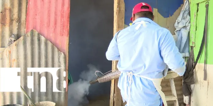 MINSA visita 1,108 viviendas en jornada contra el dengue en Managua