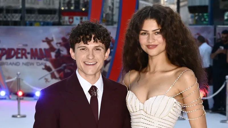 Tom Holland luce por primera vez su anillo de bodas tras su enlace secreto con Zendaya