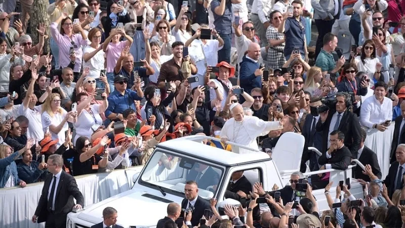 El Vaticano pone en duda la gira del papa por América Latina: revela de qué dependerá