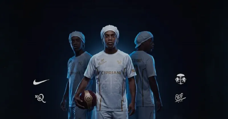 El Ravenna FC de Italia agota camisetas de Ronaldinho horas después de ficharlo, a su 46 años