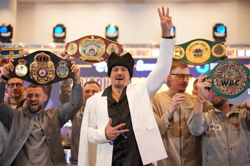 Oleksandr Usyk agrega a su agenda un pleito contra David Benavídez