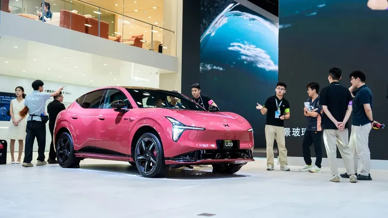¿Crisis del automóvil en China? Las matriculaciones caen un 22% en 8 meses, casi 1.000.000 de coches menos