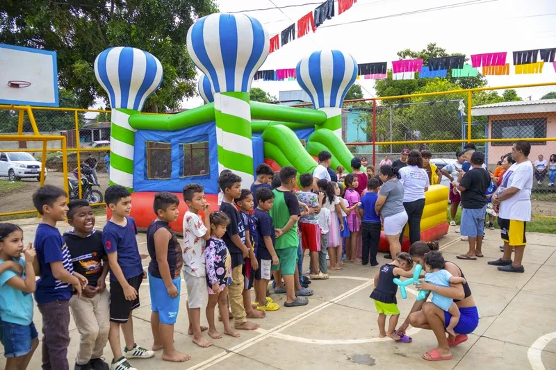 Realizan festival infantil en el barrio Nueva Vida en Managua