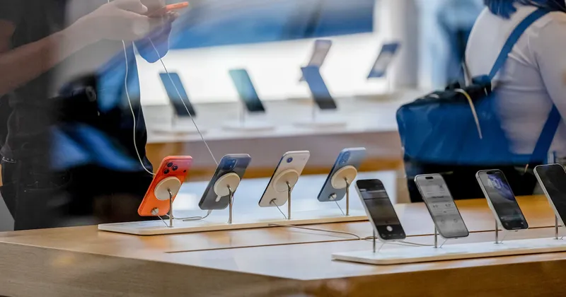 Senadores de EE.UU. instan a Apple a no comprar chips de firmas chinas vetadas