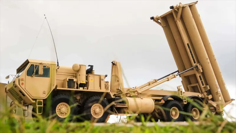 Informe: EEUU agotó la mitad de sus misiles THAAD en su guerra contra Irán