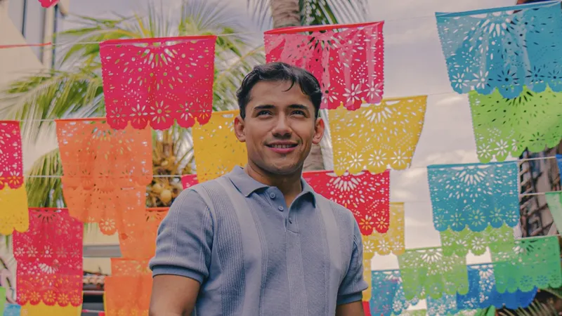 Rubén Tuesta cambia las redes por la aventura y descubre los paraísos de Guerrero, el Hogar Del Sol
