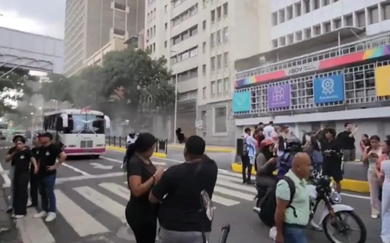 Sismo de gran magnitud sacude Caracas y el centro de Venezuela