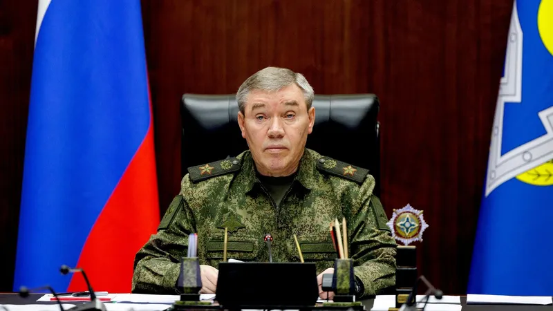 Las FFAA de Rusia están ultimando la liberación de Krasni Limán, asegura el jefe del Estado Mayor ruso