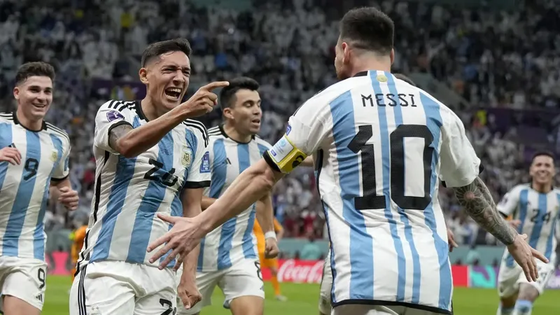 Paulo Dybala y Nahuel Molina no estarán en la despedida de Messi; su club les negó el viaje con la albiceleste
