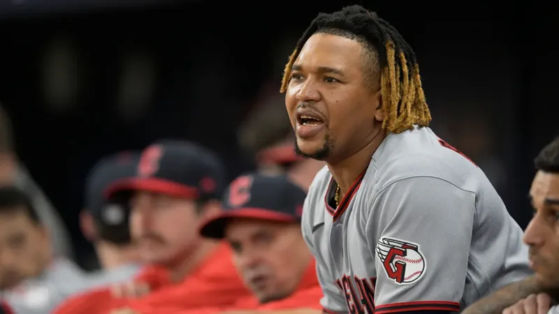 José Ramírez abre la puerta al triunfo de Tampa Bay con un costoso error