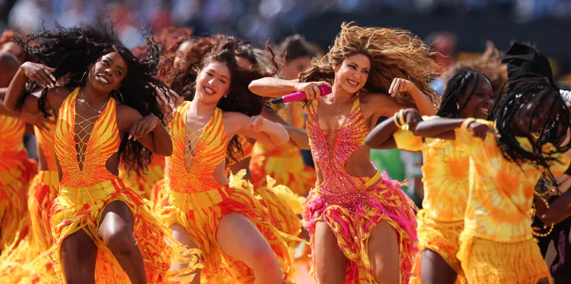 Shakira deslumbra en la final del Mundial con un vestido de más de 200...