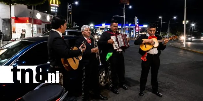 Voces de la noche en Managua: mariachis y trabajadoras cuentan sus historias