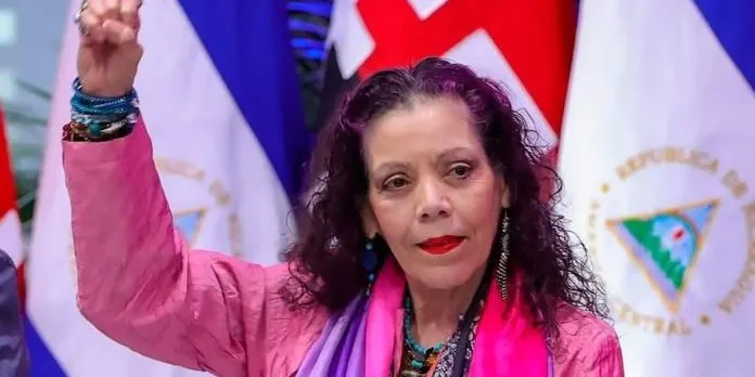 Copresidenta Rosario Murillo anuncia inicio de consultas para reforma parcial a la Constitución