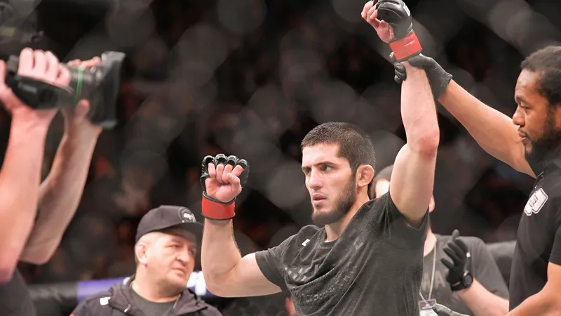 "Somos los número uno": el ruso Majáchev renueva el récord en la UFC con 17 victorias seguidas