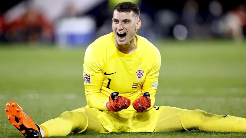 Livakovic, ofrecido al Barça