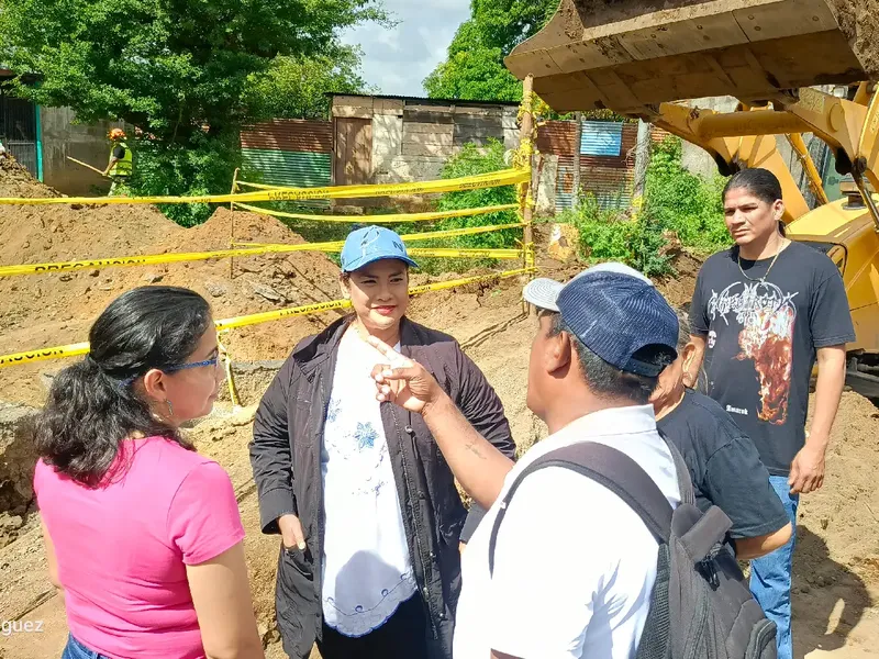 Barrio 30 de Mayo alcanza 40 % de avance en obras de drenaje