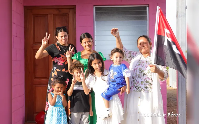 Nuevas familias de San Juan del Sur cumplen el sueño de tener casa propia