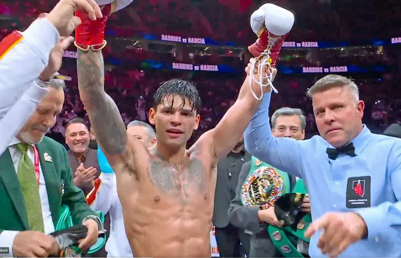 Ryan García noquea en el segundo a Conor Benn