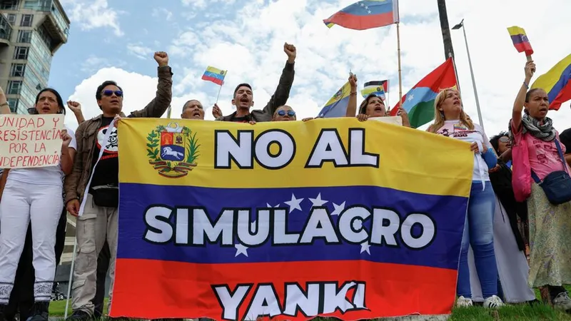 "¡Que se vayan de América Latina!": venezolanos se oponen al simulacro de los estadounidenses en Caracas | Video