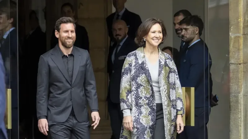 Messi: "Con el Barça ganamos todo... ¡y la manera de hacerlo!"