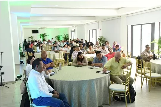 70 empresas reciben capacitación forestal en Managua